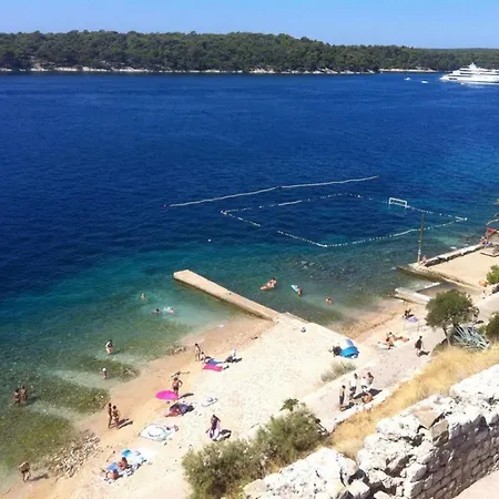 Old Town Rab Pjaceta ラブ